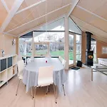 Feriehus Three-Bedroom Holiday home in Asnæs 1 Asnæs